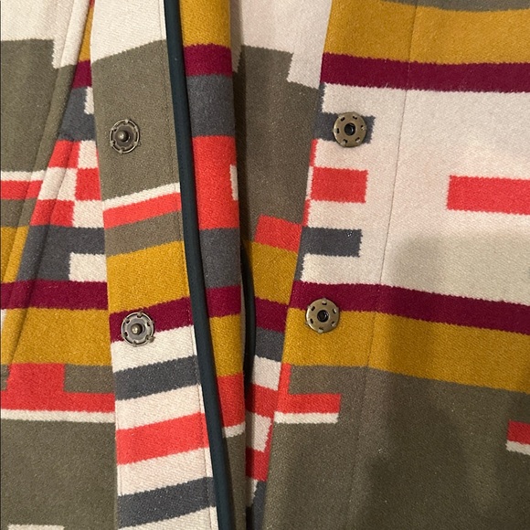 Pendleton Portland Collection Women's Colorful Hooded Poncho - Picture 3 of 3